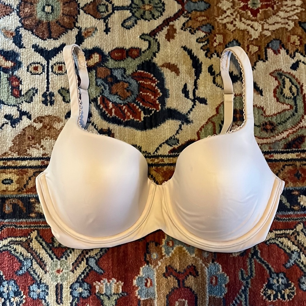 COPY - Victoria’s Secret Tan Bra 32DDD